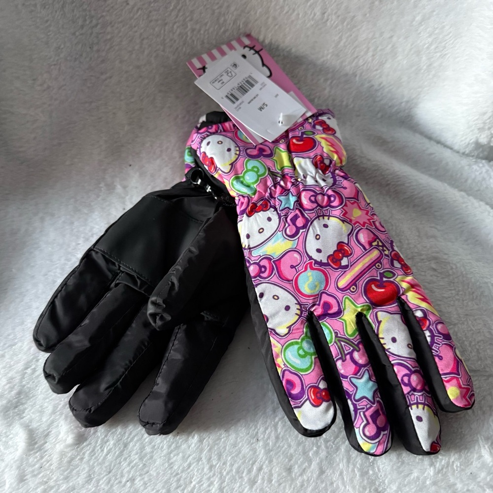 Hello Kitty Ski‎ Gloves New Size S/M Colorful